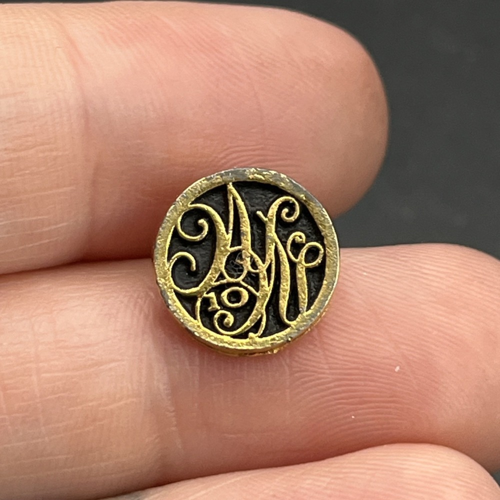Vintage Weight Watchers 10lbs‎ Pounds Lapel Hat Pin